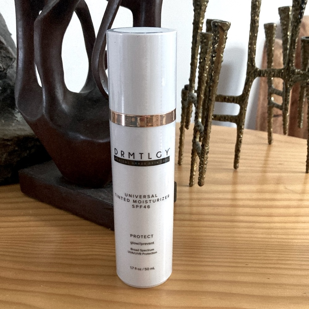 DRMTLGY universal tinted moisturizer spf 46